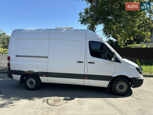 Білий Мерседес Sprinter, об'ємом двигуна 2.15 л та пробігом 415 тис. км за 13000 $, фото 4 на Automoto.ua