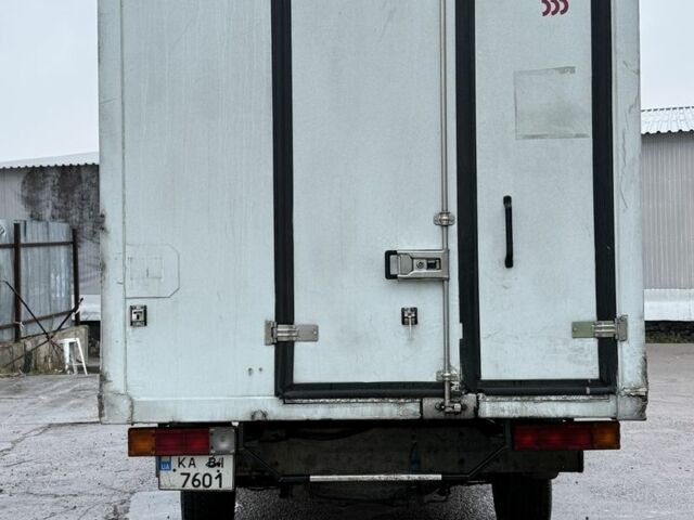 Белый Мерседес Sprinter, объемом двигателя 2.1 л и пробегом 327 тыс. км за 10500 $, фото 7 на Automoto.ua