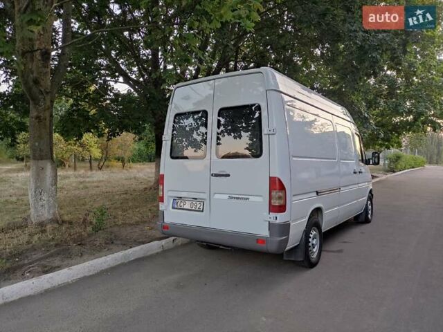 Белый Мерседес Sprinter, объемом двигателя 0 л и пробегом 277 тыс. км за 15300 $, фото 7 на Automoto.ua