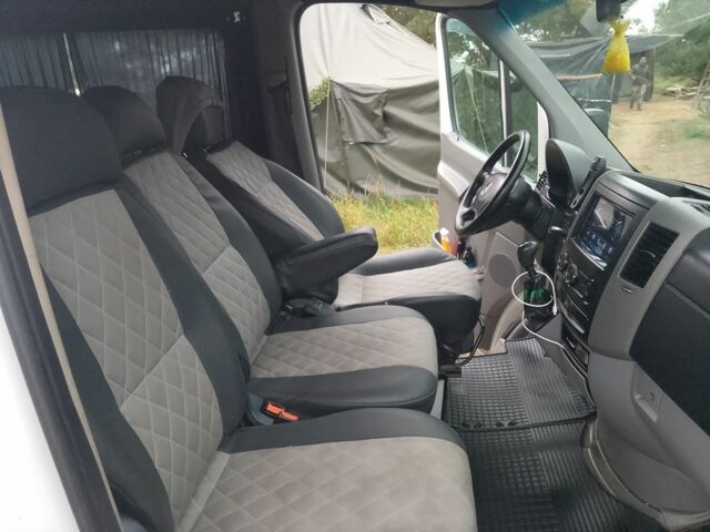 Білий Мерседес Sprinter, об'ємом двигуна 2.1 л та пробігом 564 тис. км за 14000 $, фото 2 на Automoto.ua