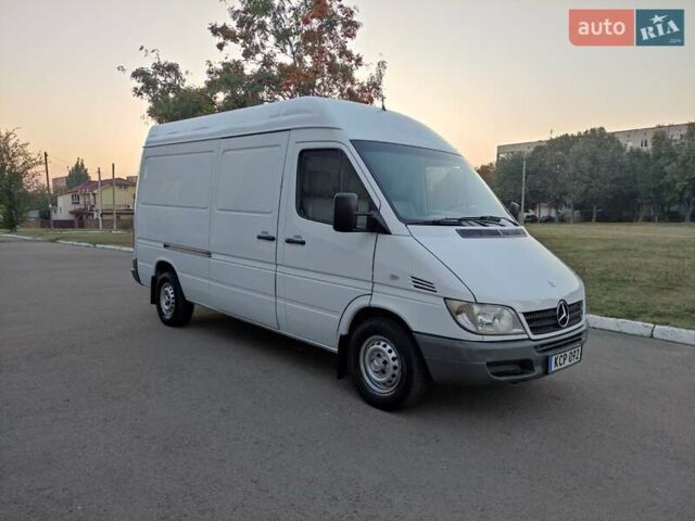 Белый Мерседес Sprinter, объемом двигателя 0 л и пробегом 257 тыс. км за 14900 $, фото 27 на Automoto.ua