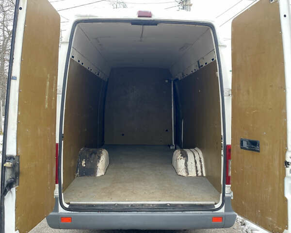 Белый Мерседес Sprinter, объемом двигателя 2.7 л и пробегом 422 тыс. км за 10000 $, фото 30 на Automoto.ua