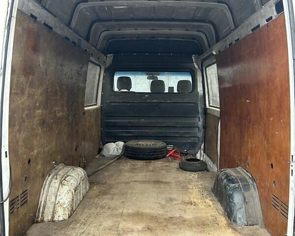 Білий Мерседес Sprinter, об'ємом двигуна 2.15 л та пробігом 423 тис. км за 6700 $, фото 8 на Automoto.ua