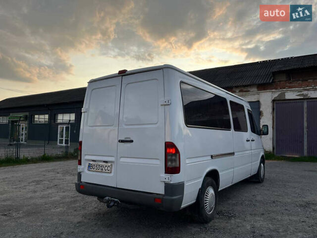 Белый Мерседес Sprinter, объемом двигателя 2.15 л и пробегом 630 тыс. км за 7700 $, фото 3 на Automoto.ua