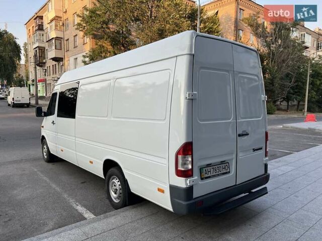Белый Мерседес Sprinter, объемом двигателя 2.2 л и пробегом 100 тыс. км за 12000 $, фото 11 на Automoto.ua
