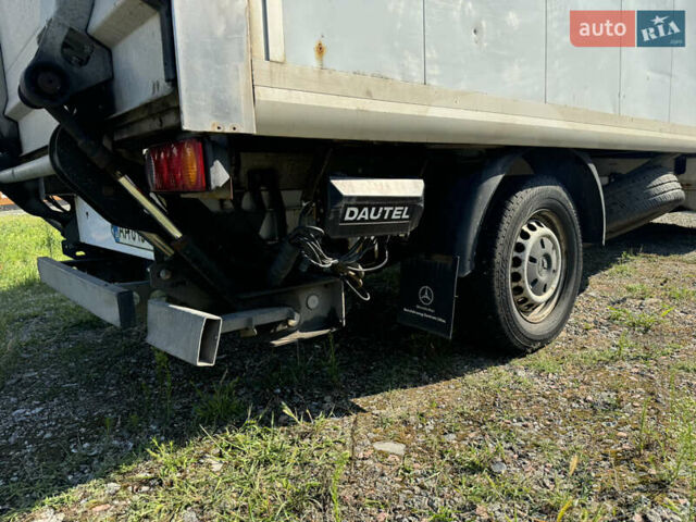 Белый Мерседес Sprinter, объемом двигателя 2.15 л и пробегом 415 тыс. км за 11500 $, фото 5 на Automoto.ua