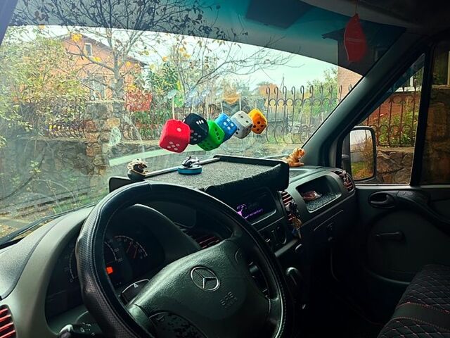 Белый Мерседес Sprinter, объемом двигателя 2.1 л и пробегом 0 тыс. км за 10000 $, фото 3 на Automoto.ua