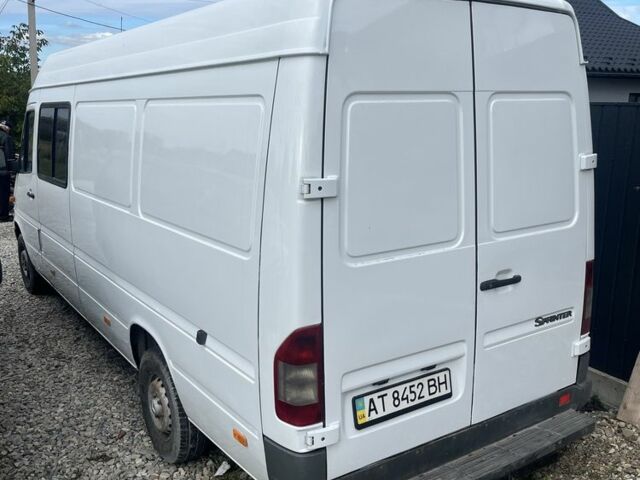 Білий Мерседес Sprinter, об'ємом двигуна 2.7 л та пробігом 480 тис. км за 10800 $, фото 3 на Automoto.ua