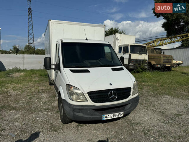 Белый Мерседес Sprinter, объемом двигателя 2.15 л и пробегом 415 тыс. км за 11500 $, фото 1 на Automoto.ua