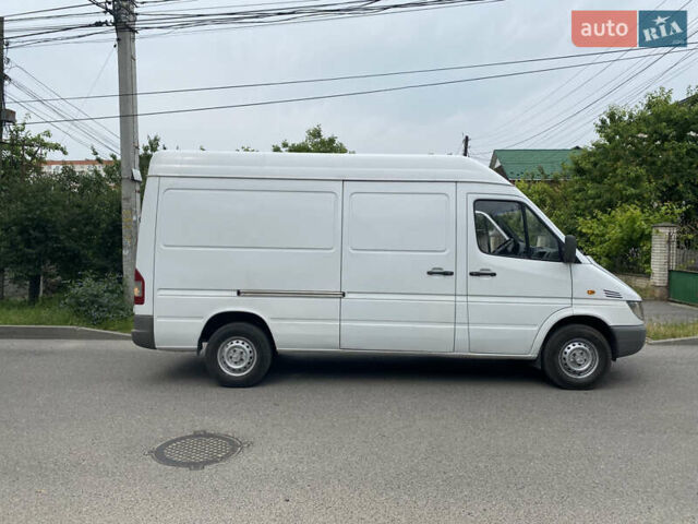 Белый Мерседес Sprinter, объемом двигателя 2.2 л и пробегом 450 тыс. км за 9800 $, фото 11 на Automoto.ua