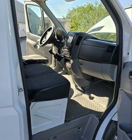 Белый Мерседес Sprinter, объемом двигателя 2.15 л и пробегом 442 тыс. км за 12000 $, фото 7 на Automoto.ua