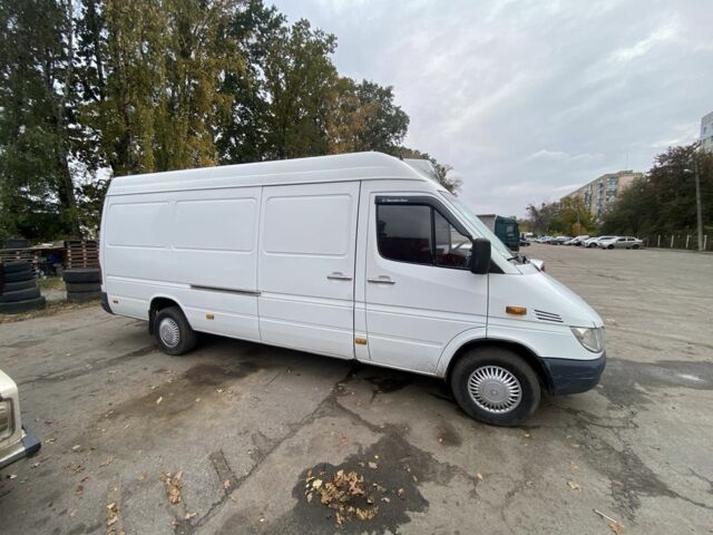 Білий Мерседес Sprinter, об'ємом двигуна 2.2 л та пробігом 713 тис. км за 11000 $, фото 2 на Automoto.ua