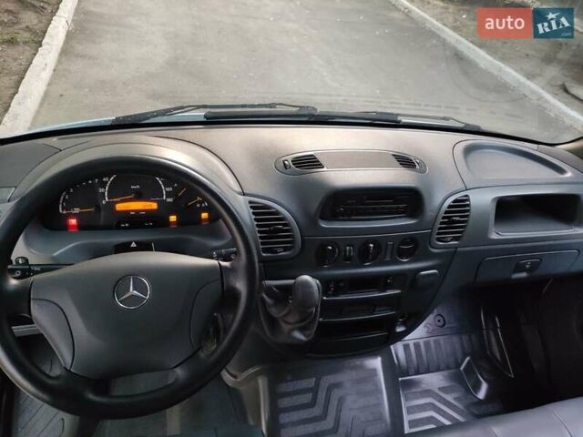 Белый Мерседес Sprinter, объемом двигателя 0 л и пробегом 277 тыс. км за 15300 $, фото 16 на Automoto.ua