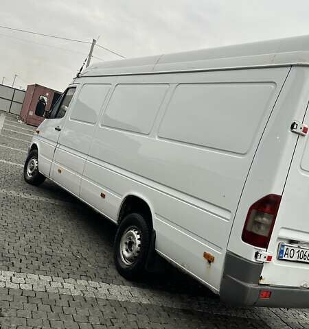 Белый Мерседес Sprinter, объемом двигателя 2.1 л и пробегом 1 тыс. км за 8000 $, фото 10 на Automoto.ua