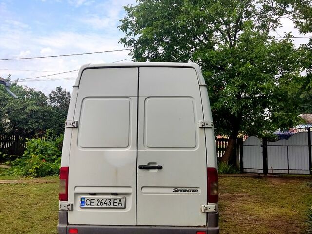 Білий Мерседес Sprinter, об'ємом двигуна 2.1 л та пробігом 380 тис. км за 7000 $, фото 3 на Automoto.ua