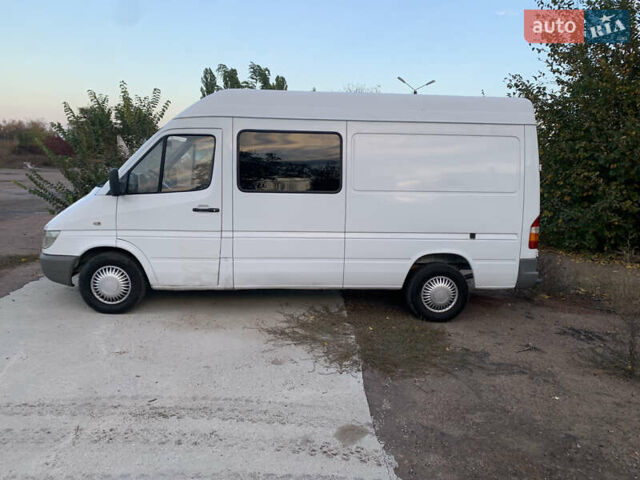 Білий Мерседес Sprinter, об'ємом двигуна 2.15 л та пробігом 422 тис. км за 7500 $, фото 2 на Automoto.ua