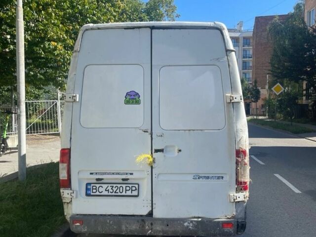 Білий Мерседес Sprinter, об'ємом двигуна 2.1 л та пробігом 301 тис. км за 5200 $, фото 3 на Automoto.ua