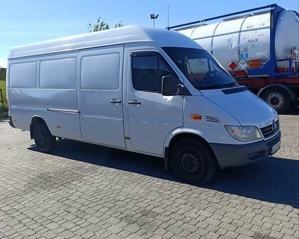 Белый Мерседес Sprinter, объемом двигателя 2.2 л и пробегом 450 тыс. км за 9500 $, фото 9 на Automoto.ua