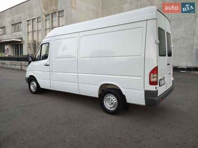 Белый Мерседес Sprinter, объемом двигателя 0 л и пробегом 257 тыс. км за 14900 $, фото 2 на Automoto.ua
