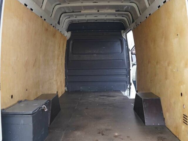 Белый Мерседес Sprinter, объемом двигателя 2.1 л и пробегом 480 тыс. км за 13500 $, фото 15 на Automoto.ua