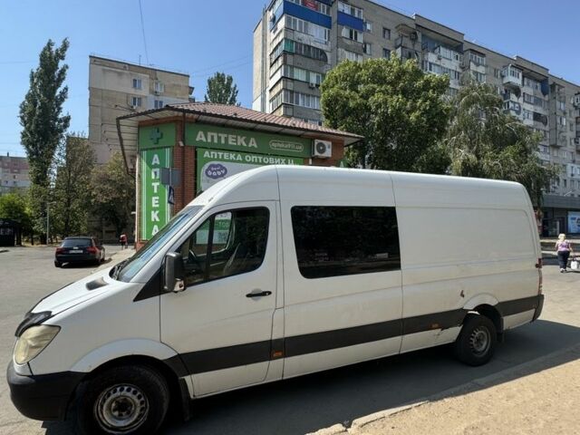 Белый Мерседес Sprinter, объемом двигателя 2.1 л и пробегом 60 тыс. км за 7500 $, фото 1 на Automoto.ua
