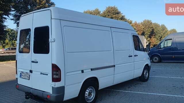 Белый Мерседес Sprinter, объемом двигателя 2.1 л и пробегом 320 тыс. км за 10200 $, фото 6 на Automoto.ua