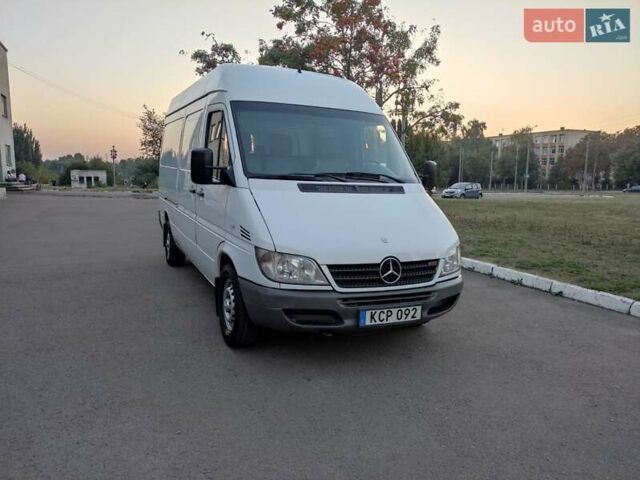 Белый Мерседес Sprinter, объемом двигателя 0 л и пробегом 257 тыс. км за 14900 $, фото 26 на Automoto.ua