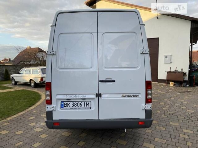 Белый Мерседес Sprinter, объемом двигателя 0 л и пробегом 179 тыс. км за 16500 $, фото 6 на Automoto.ua