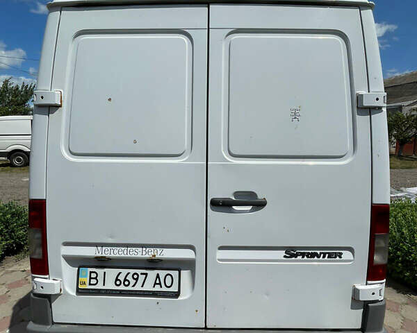 Білий Мерседес Sprinter, об'ємом двигуна 2.2 л та пробігом 550 тис. км за 9000 $, фото 7 на Automoto.ua