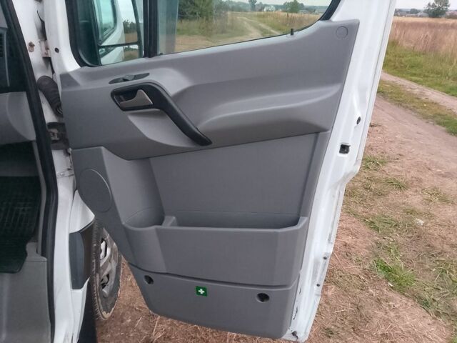Білий Мерседес Sprinter, об'ємом двигуна 2.1 л та пробігом 564 тис. км за 14000 $, фото 3 на Automoto.ua