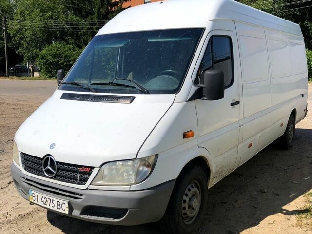 Белый Мерседес Sprinter, объемом двигателя 2.1 л и пробегом 535 тыс. км за 3500 $, фото 2 на Automoto.ua