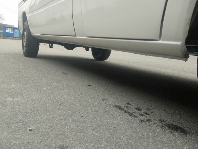 Белый Мерседес Sprinter, объемом двигателя 2.1 л и пробегом 250 тыс. км за 9000 $, фото 6 на Automoto.ua