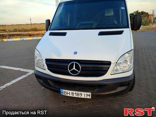 Білий Мерседес Sprinter, об'ємом двигуна 2.1 л та пробігом 413 тис. км за 9500 $, фото 3 на Automoto.ua