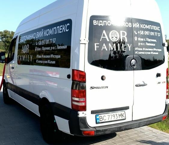 Белый Мерседес Sprinter, объемом двигателя 2.1 л и пробегом 540 тыс. км за 11300 $, фото 1 на Automoto.ua