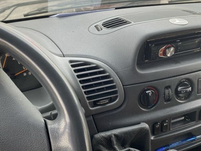 Білий Мерседес Sprinter, об'ємом двигуна 0 л та пробігом 335 тис. км за 11000 $, фото 7 на Automoto.ua