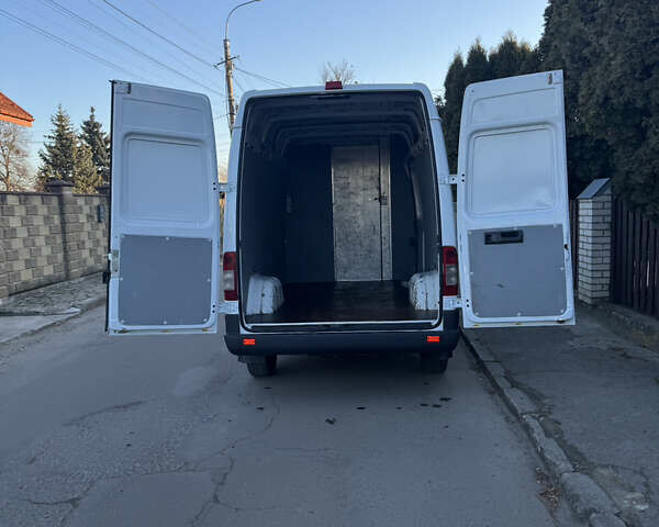 Белый Мерседес Sprinter, объемом двигателя 2.2 л и пробегом 731 тыс. км за 9700 $, фото 20 на Automoto.ua