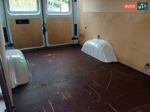 Білий Мерседес Sprinter, об'ємом двигуна 2.2 л та пробігом 198 тис. км за 14299 $, фото 10 на Automoto.ua