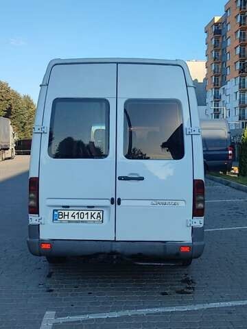 Белый Мерседес Sprinter, объемом двигателя 2.1 л и пробегом 320 тыс. км за 10200 $, фото 5 на Automoto.ua