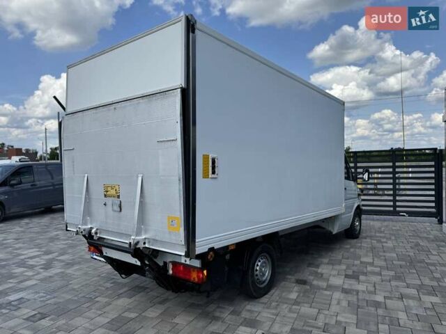 Белый Мерседес Sprinter, объемом двигателя 2.7 л и пробегом 162 тыс. км за 15300 $, фото 12 на Automoto.ua