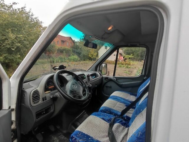 Белый Мерседес Sprinter, объемом двигателя 2.1 л и пробегом 500 тыс. км за 7600 $, фото 3 на Automoto.ua