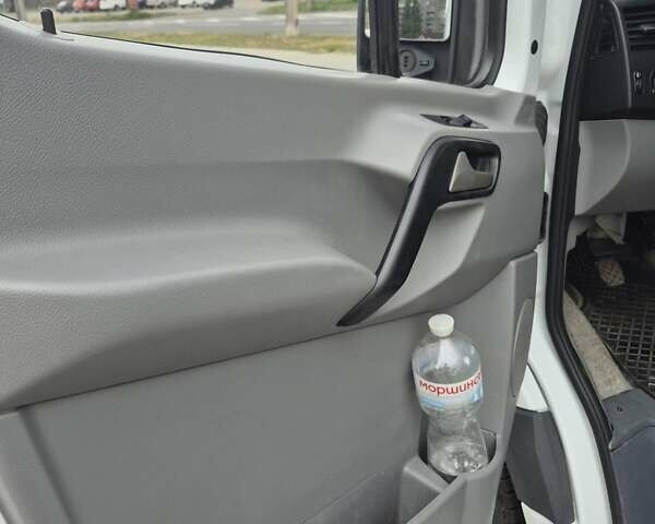Білий Мерседес Sprinter, об'ємом двигуна 2.2 л та пробігом 300 тис. км за 10500 $, фото 2 на Automoto.ua