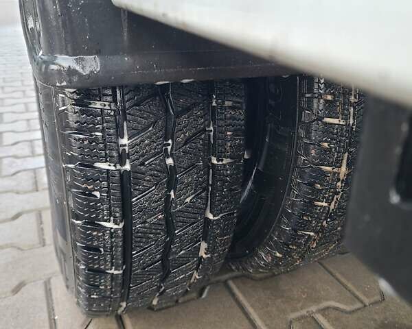 Білий Мерседес Sprinter, об'ємом двигуна 2.69 л та пробігом 772 тис. км за 14200 $, фото 6 на Automoto.ua