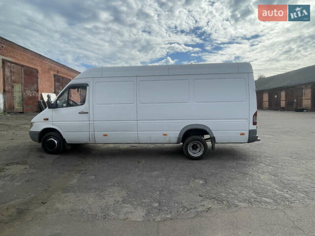 Білий Мерседес Sprinter, об'ємом двигуна 2.69 л та пробігом 591 тис. км за 13600 $, фото 4 на Automoto.ua