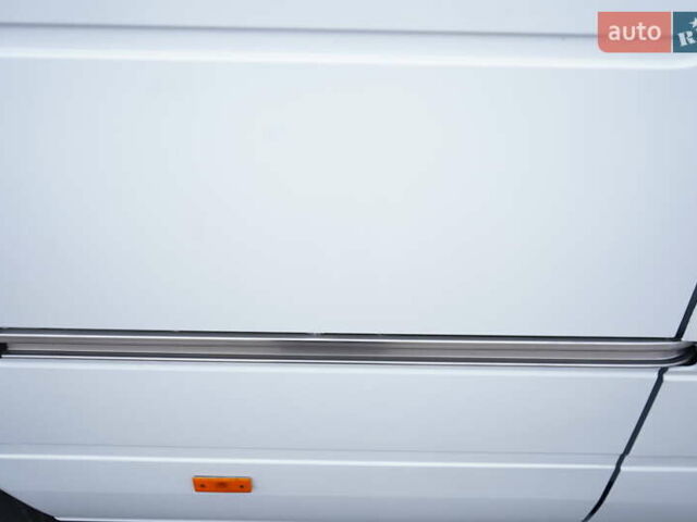 Белый Мерседес Sprinter, объемом двигателя 2.1 л и пробегом 480 тыс. км за 13500 $, фото 48 на Automoto.ua