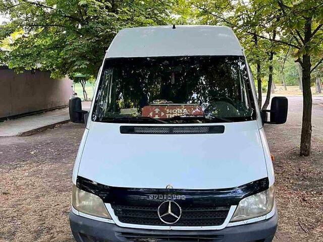 Белый Мерседес Sprinter, объемом двигателя 2.2 л и пробегом 0 тыс. км за 6850 $, фото 3 на Automoto.ua