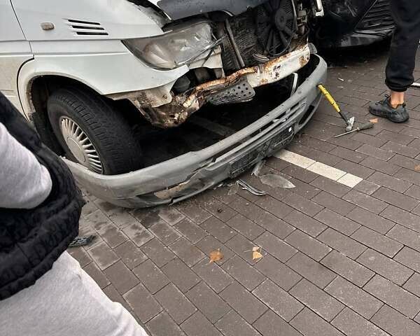 Белый Мерседес Sprinter, объемом двигателя 2.2 л и пробегом 5 тыс. км за 4500 $, фото 1 на Automoto.ua