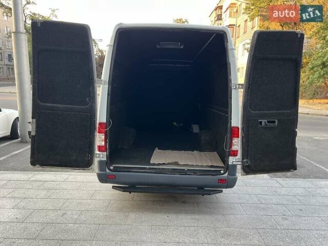 Белый Мерседес Sprinter, объемом двигателя 2.2 л и пробегом 100 тыс. км за 12000 $, фото 1 на Automoto.ua