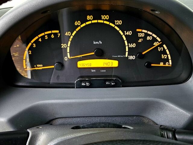 Білий Мерседес Sprinter, об'ємом двигуна 2.1 л та пробігом 436 тис. км за 7500 $, фото 8 на Automoto.ua