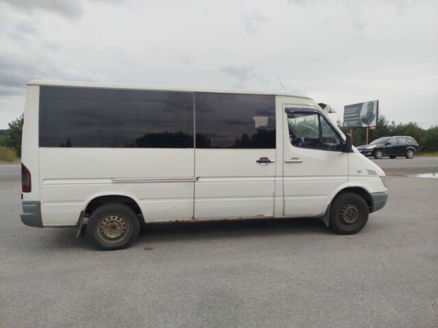 Белый Мерседес Sprinter, объемом двигателя 0 л и пробегом 90 тыс. км за 6900 $, фото 1 на Automoto.ua