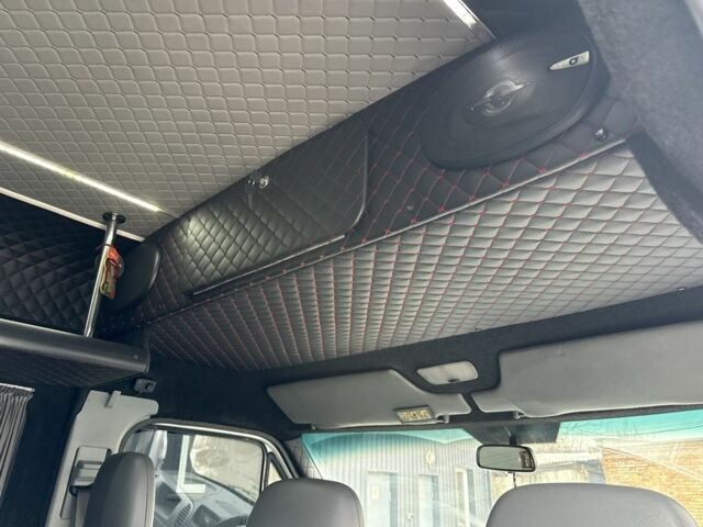 Белый Мерседес Sprinter, объемом двигателя 2.2 л и пробегом 350 тыс. км за 9500 $, фото 20 на Automoto.ua